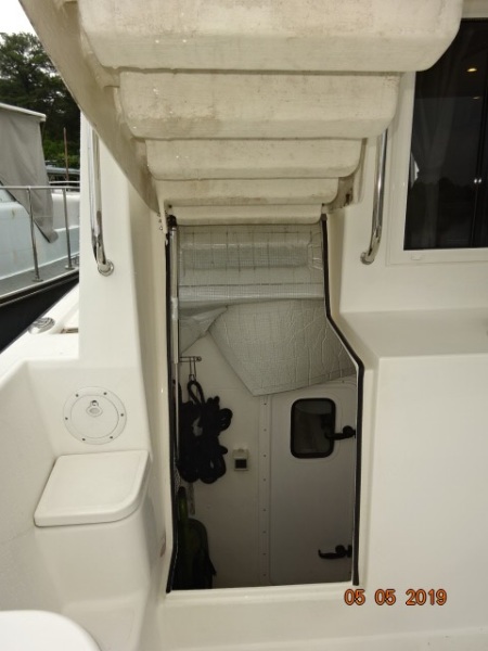 2008 Fathom Yachts Flybridge Expedition