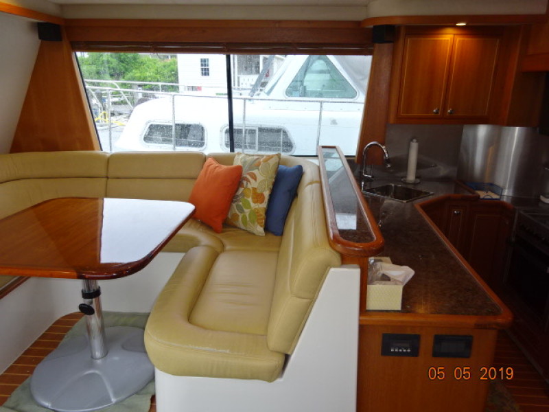 2008 Fathom Yachts Flybridge Expedition