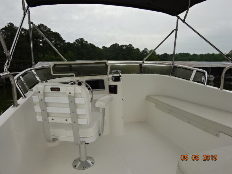 2008 Fathom Yachts Flybridge Expedition