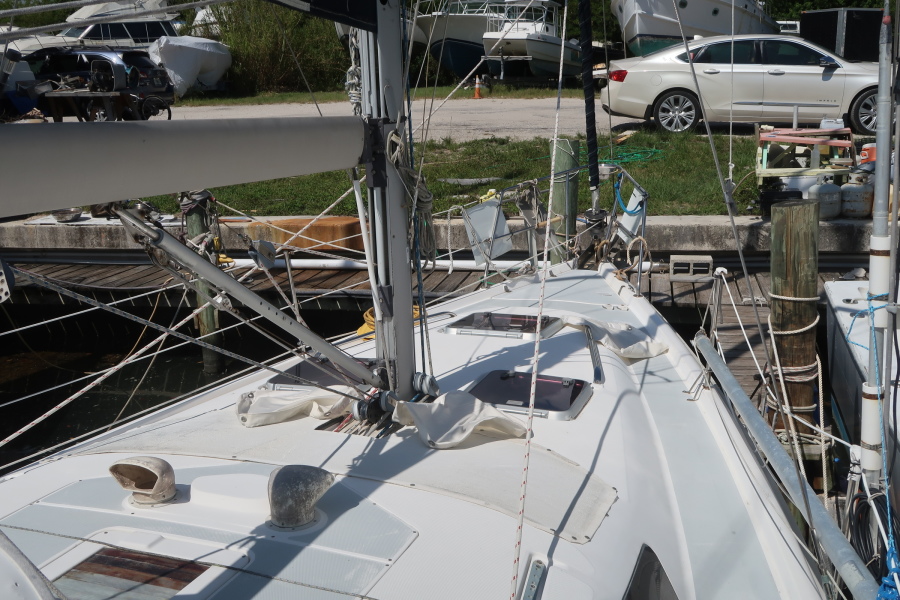1998 Hunter 376