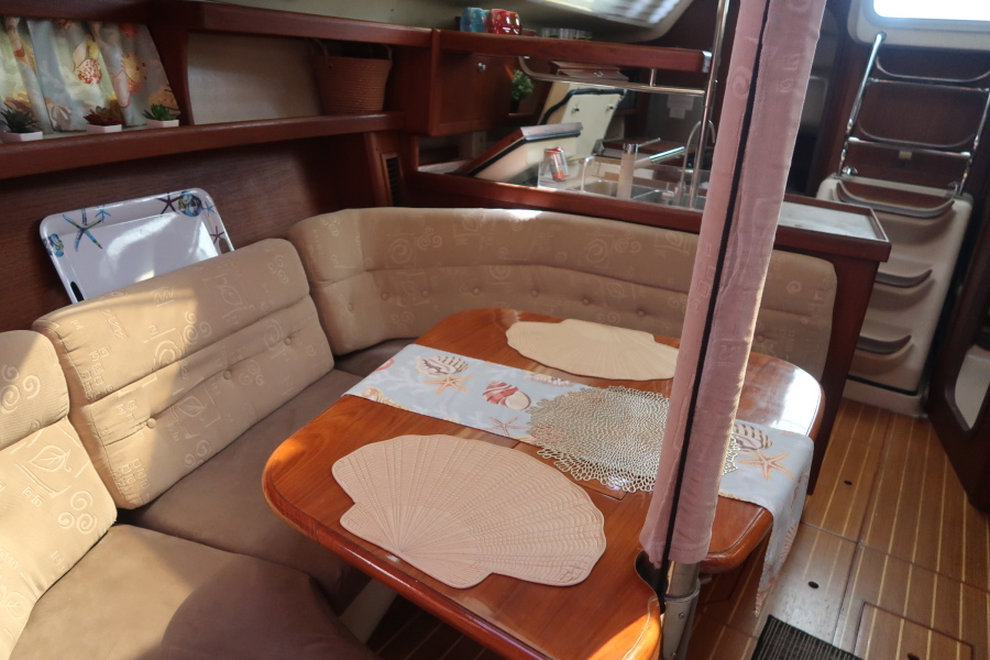 1998 Hunter 376