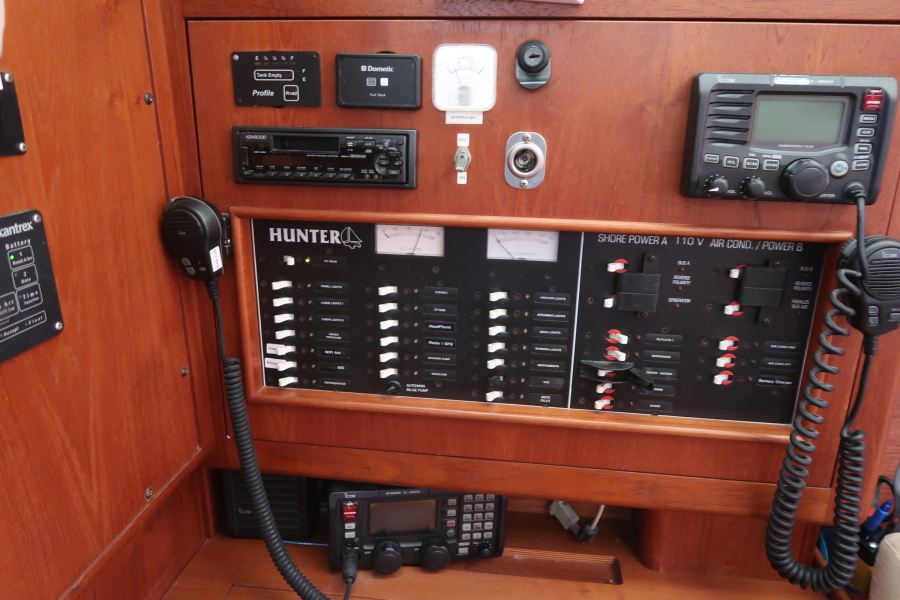 1998 Hunter 376