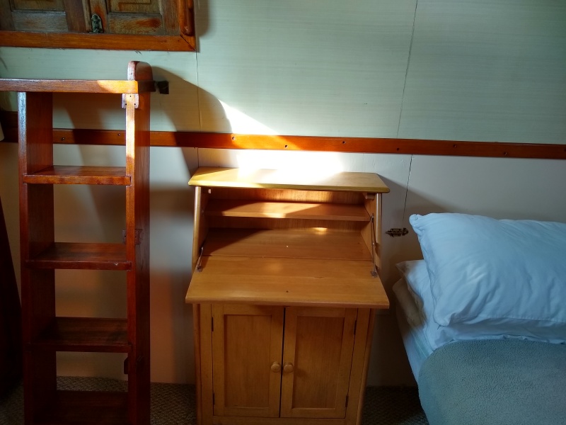1979 Marine Trader Double Cabin