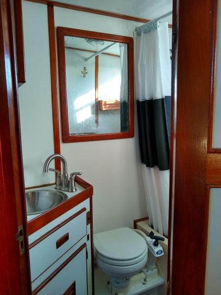 1979 Marine Trader Double Cabin