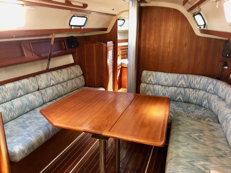 1991 Pearson 31