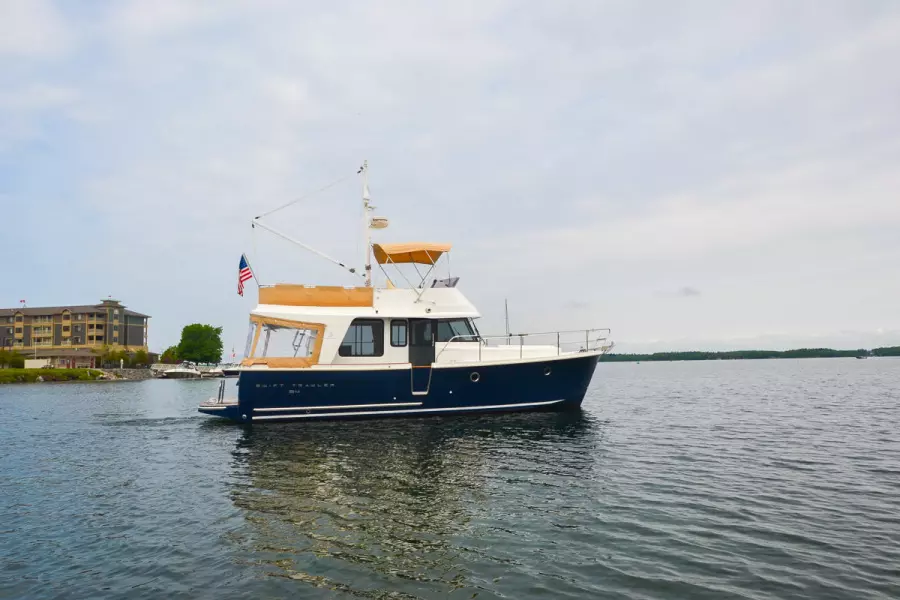 2015 Beneteau 34 Swift Trawler