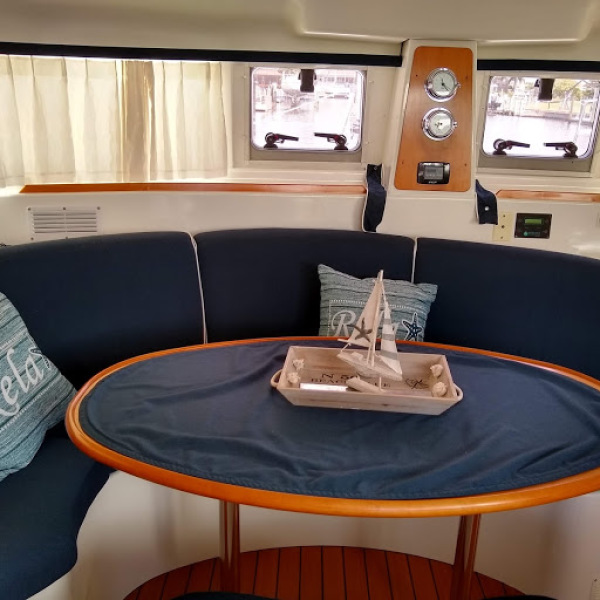 2000 Lagoon 380