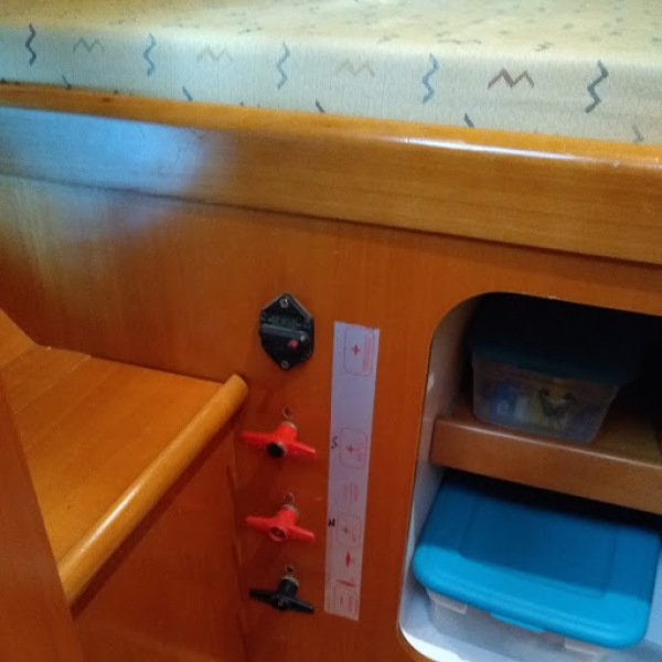 2000 Lagoon 380