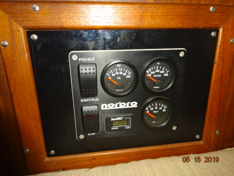 1983 Hatteras Sport Fisherman