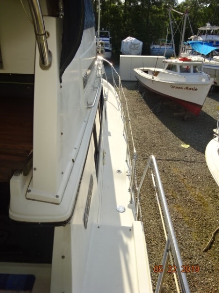 1987 Carver 3607