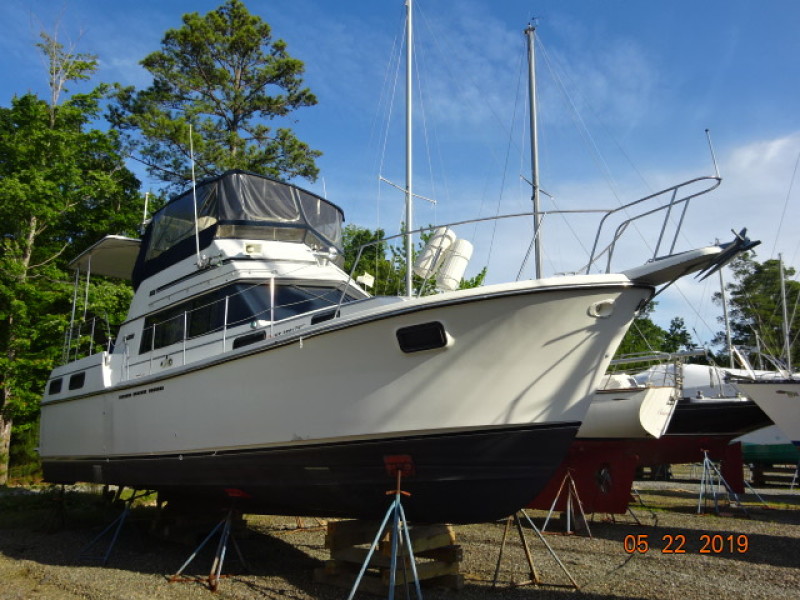 1987 Carver 3607