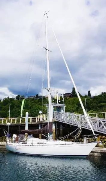 Cadeau 38ft CT Yacht For Sale