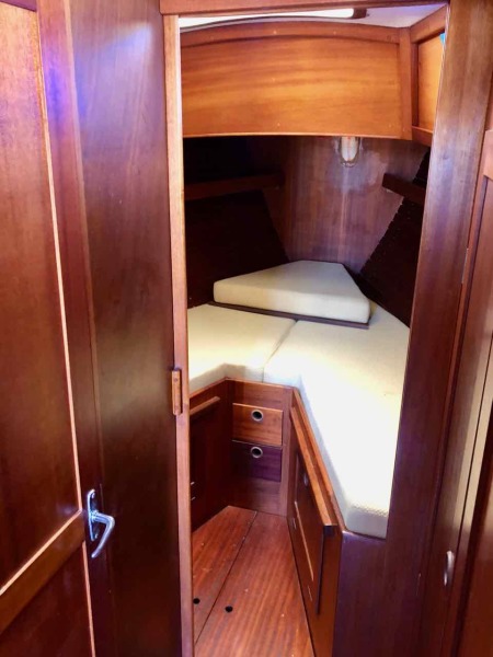 1972 Hallberg-Rassy Ramus 35 center cockpit