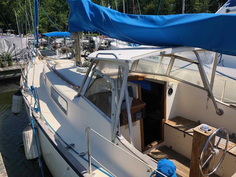 1972 Hallberg-Rassy Ramus 35 center cockpit