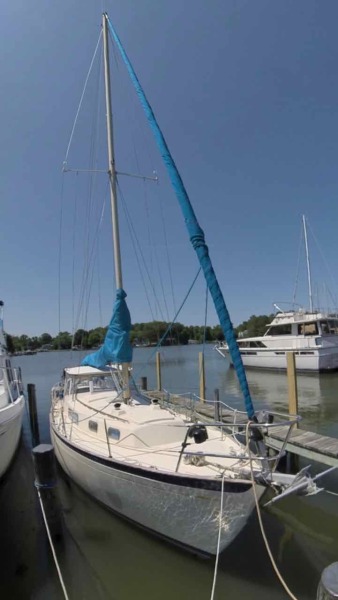 1972 Hallberg-Rassy Ramus 35 center cockpit