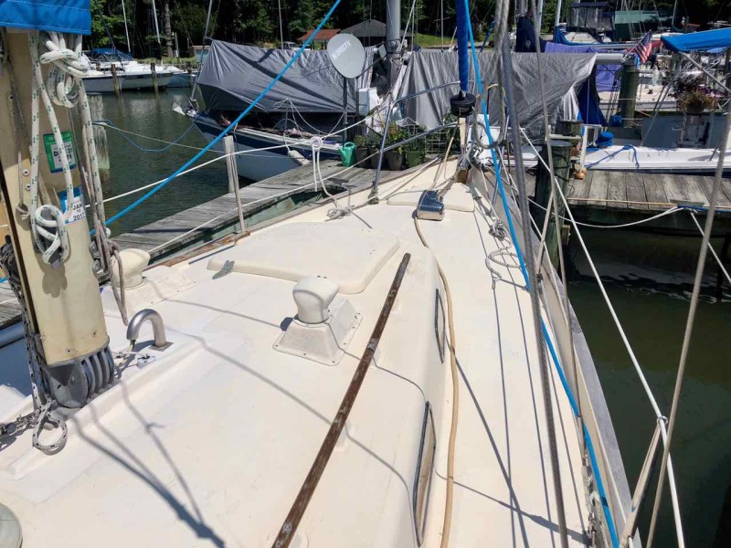 1972 Hallberg-Rassy Ramus 35 center cockpit