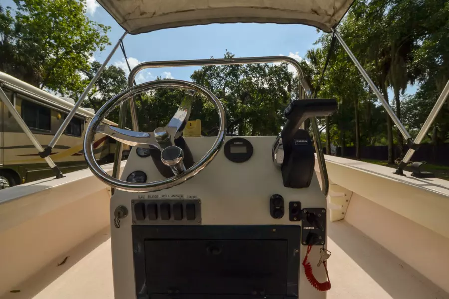 1988 Action Craft 1720