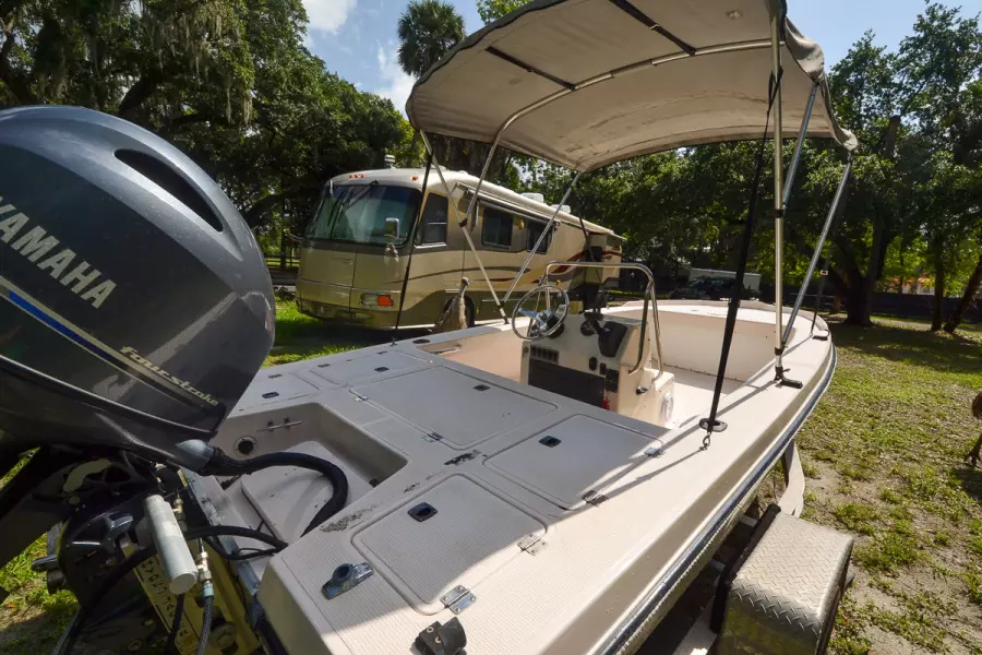 1988 Action Craft 1720