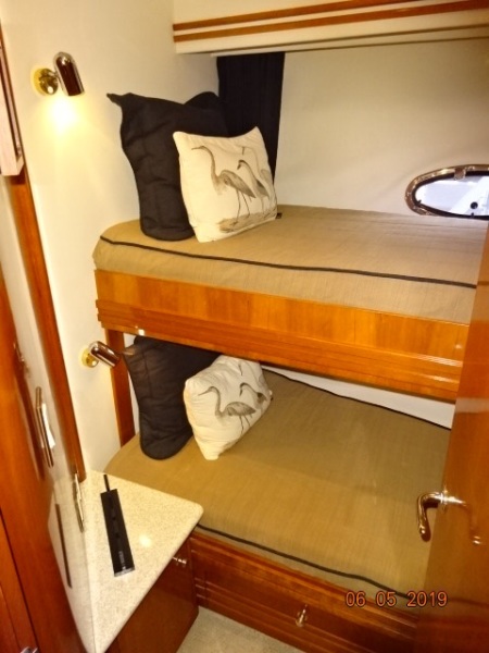 2000 Carver 530 Voyager pilothouse