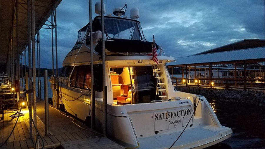 2000 Carver 530 Voyager pilothouse