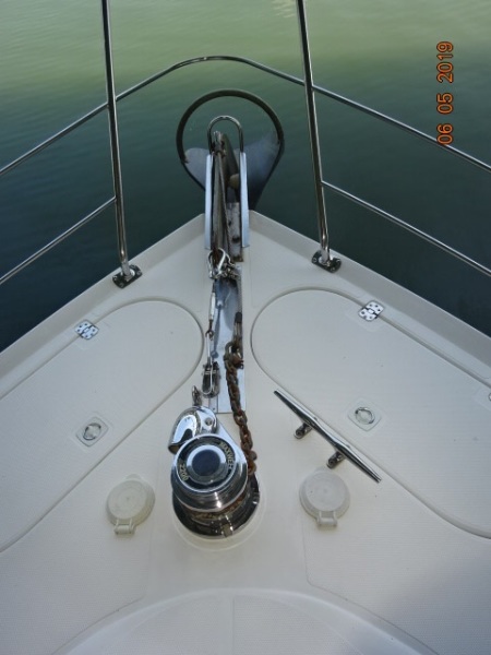 2000 Carver 530 Voyager pilothouse