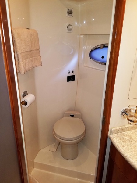 2000 Carver 530 Voyager pilothouse