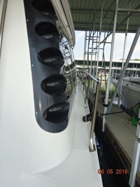 2000 Carver 530 Voyager pilothouse
