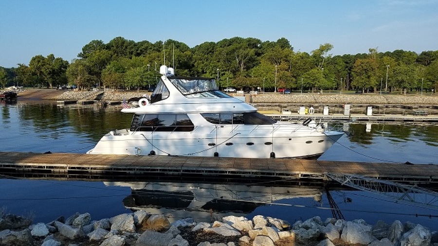2000 Carver 530 Voyager pilothouse