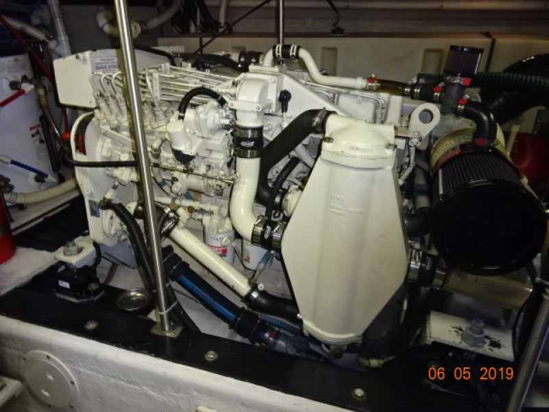 2000 Carver 530 Voyager pilothouse