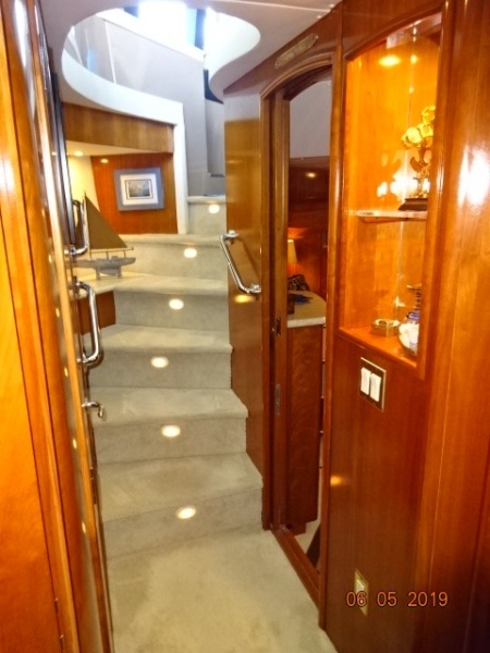 2000 Carver 530 Voyager pilothouse