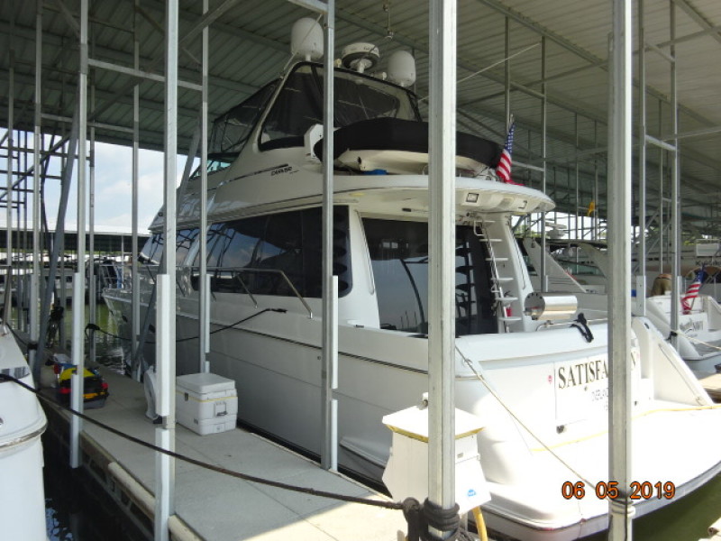 2000 Carver 530 Voyager pilothouse