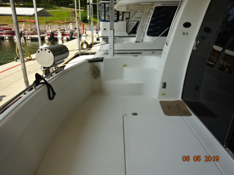 2000 Carver 530 Voyager pilothouse