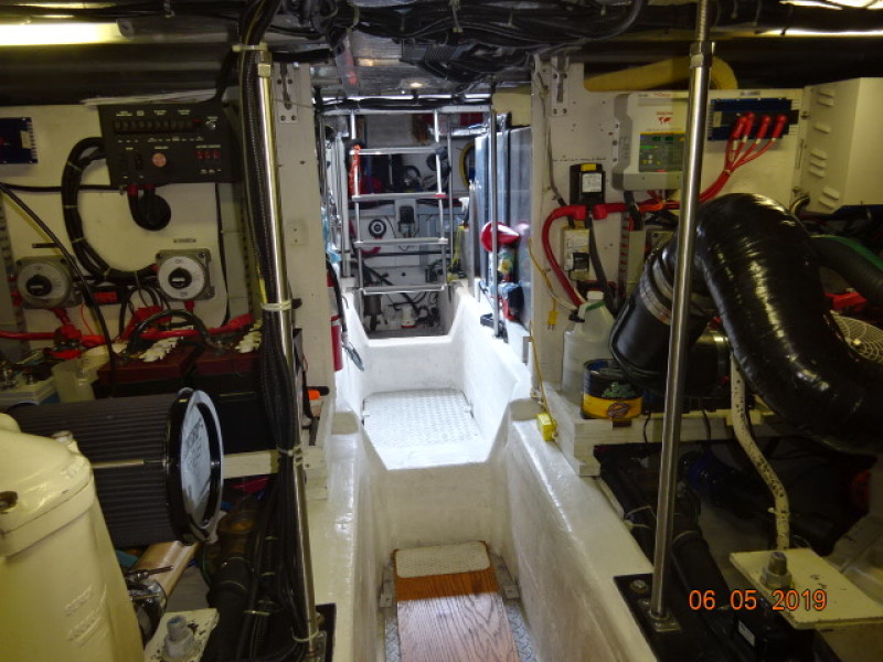 2000 Carver 530 Voyager pilothouse