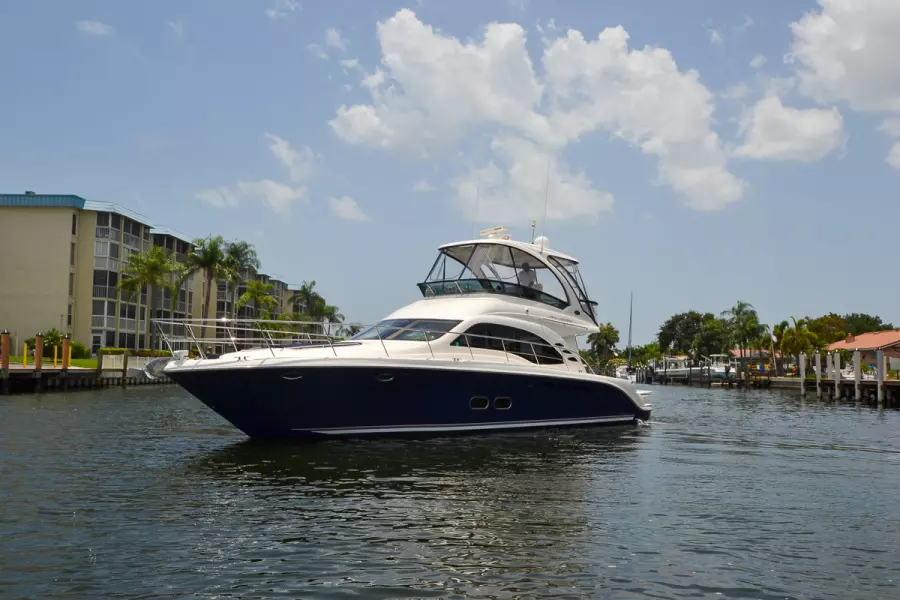 2005 Sea Ray 500 Sedan Bridge