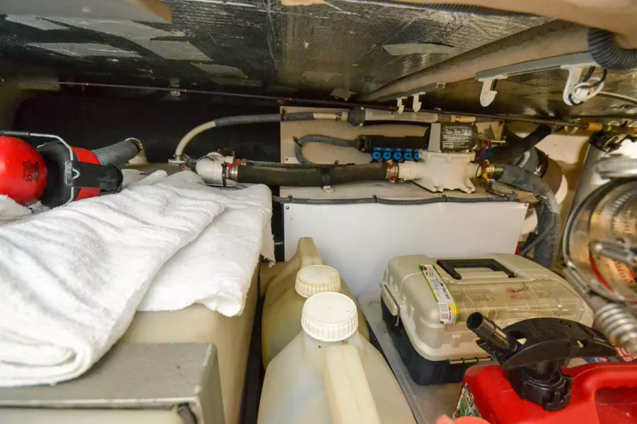 2005 Sea Ray 500 Sedan Bridge