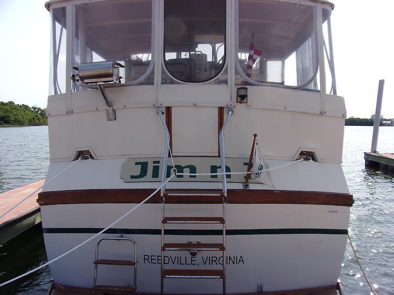 1985 President motor yacht
