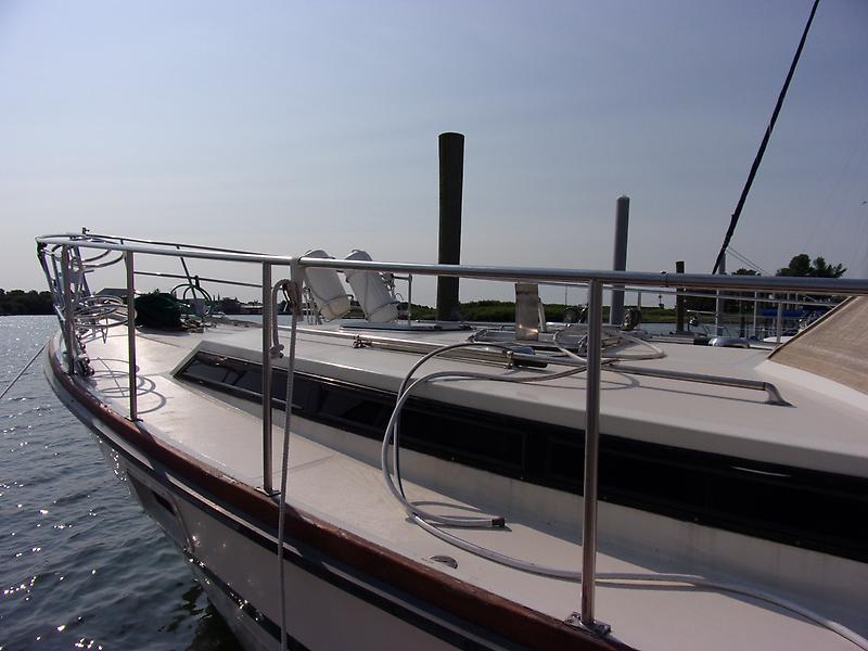 1985 President motor yacht