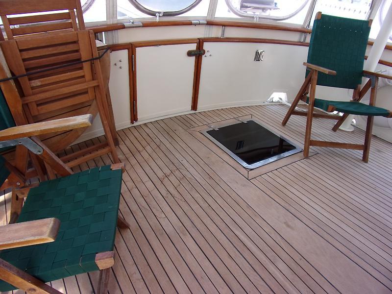 1985 President motor yacht