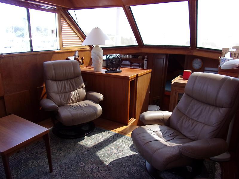 1985 President motor yacht