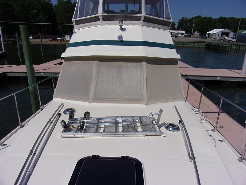 1985 President motor yacht