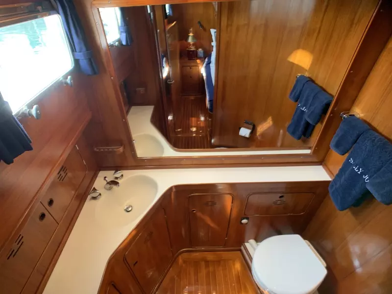 SALLY JO 52ft Lyman Morse Yacht For Sale