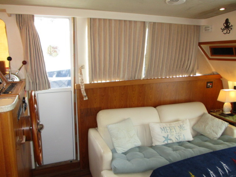 2002 Mainship 390