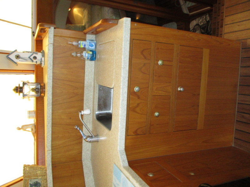 2002 Mainship 390