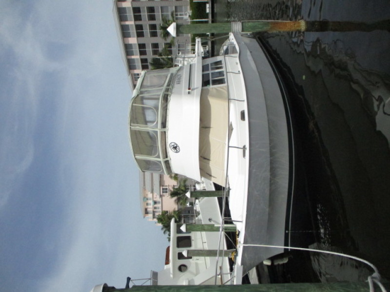 2002 Mainship 390