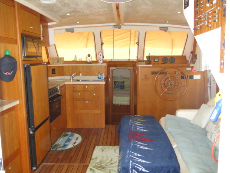 2002 Mainship 390