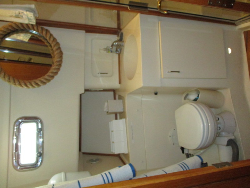 2002 Mainship 390