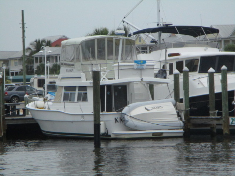 2002 Mainship 390