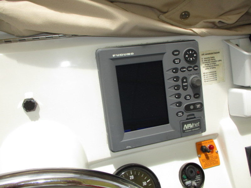 2002 Mainship 390
