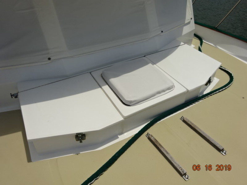 2001 DeFever offshore cruiser