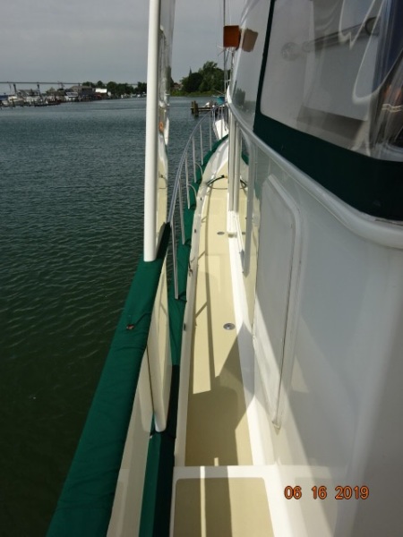 2001 DeFever offshore cruiser